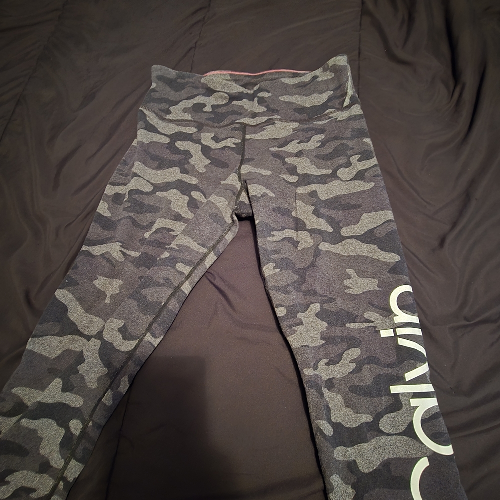 Calvin Klein Jeans Gray Camouflage Leggings